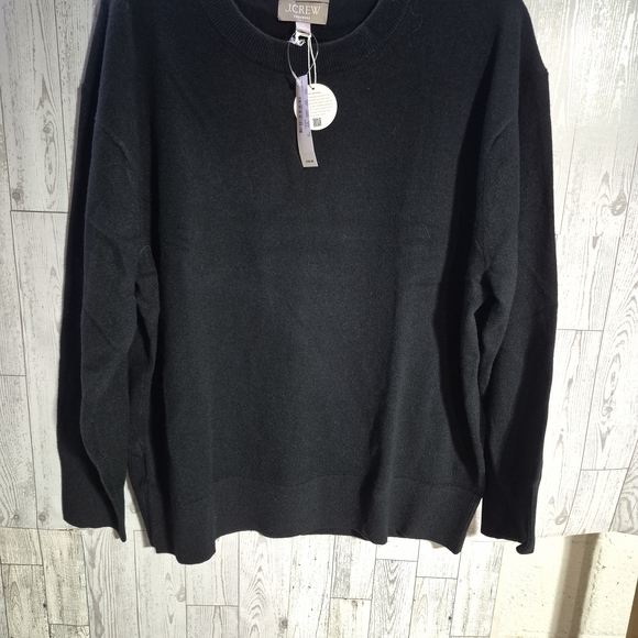 J. Crew Sweaters - J. Crew Cashmere relaxed crewneck sweater